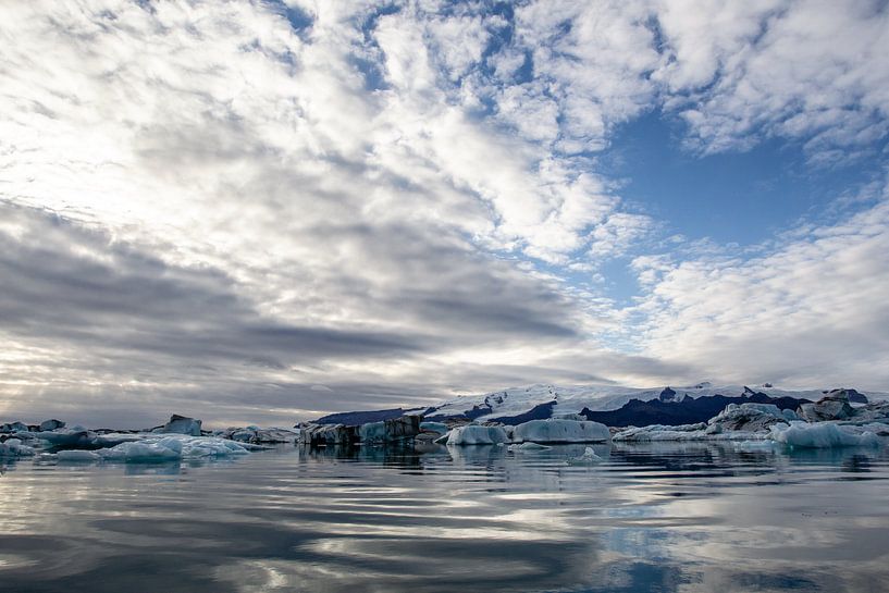 Iceland by Eric van Nieuwland