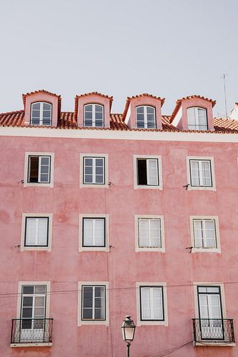 Lisbon houses by shanine Roosingh