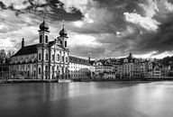 Luzern in black & white van Ilya Korzelius thumbnail