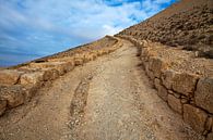 Unendlicher Weg in den Bergen Jordaniens von WorldWidePhotoWeb Miniaturansicht