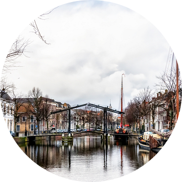 Schiedam / Lange haven met zicht op de Appelmarktbrug van Ellen Driesse