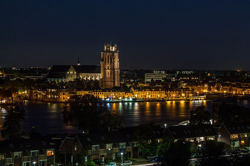 View of Dordrecht at night by Timo Verschoor