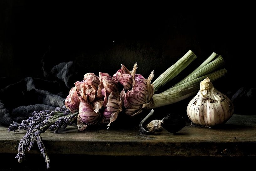 Garlic and lavender by Franka Poulain