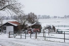 Tractor in the polder, snow landscape by Leontien Adriaanse