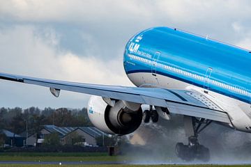 takeoff klm boeing 777 polderbaan van Arthur Bruinen