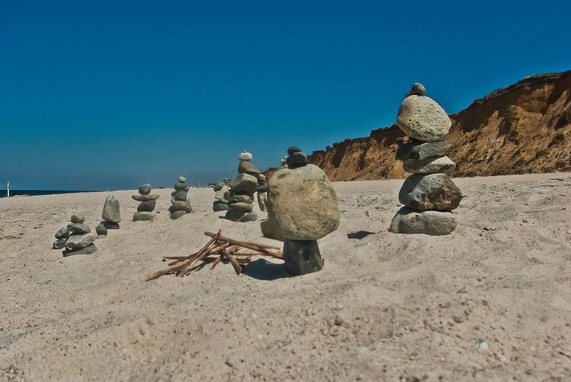 Stone man, stone tower by Norbert Sülzner