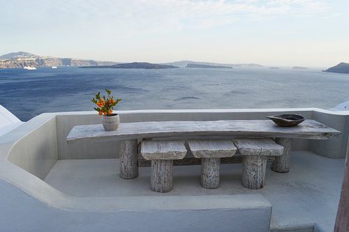 Une matinée sereine à Santorin