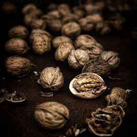 Walnuts. by Justin Sinner Pictures ( Fotograaf op Texel)