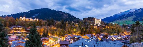 Gstaad en Suisse le soir sur Werner Dieterich