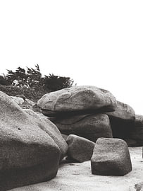 Breton Stones II von Michael Schulz-Dostal