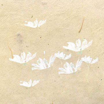 Japan washi papier met witte bloemen. van J.a Dijkstra