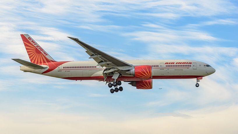Avion de ligne Boeing 777-200LR d'Air India. par Jaap van den Berg
