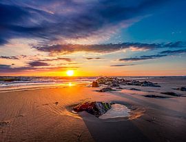 Zonsondergang Pier vuurtoren Texel by Richard Heerschap Fotografie