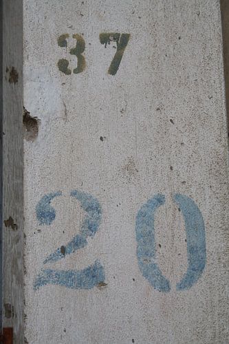 37/20