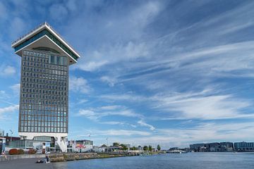 Het voormalige Shell toren in Amsterdam by Menno Schaefer