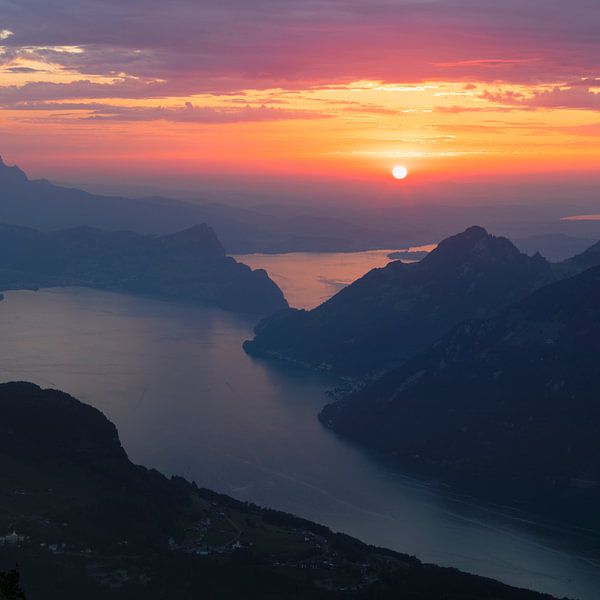 Lake Lucerne at sunset by Markus Lange