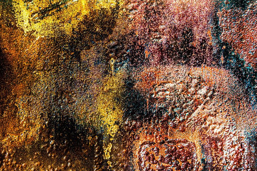 Rusty metal surface by Dieter Walther