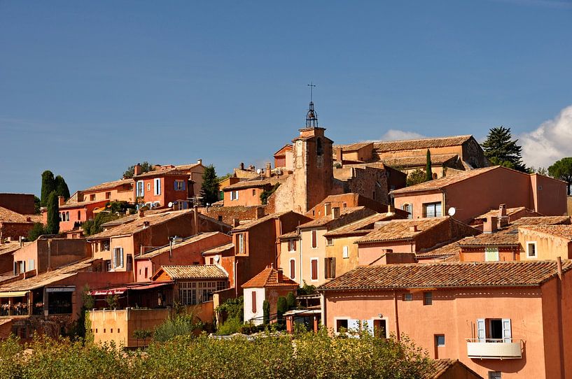 Roussillon, a living tableau in the heart of Provence by Frank Photos