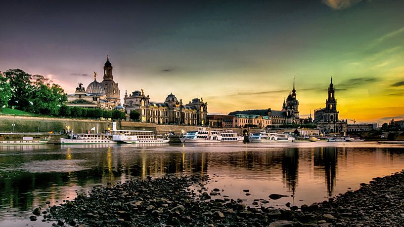 Zonsondergang in Dresden van Sven Frech