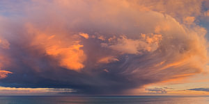 Sonnenuntergang über dem Mittelmeer, Spanien