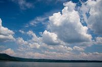 Wolken boven Lago di Vico