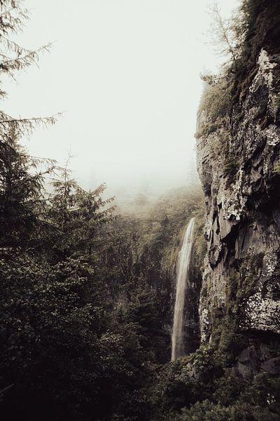 Waterfall by Stijn Vanoverbeke