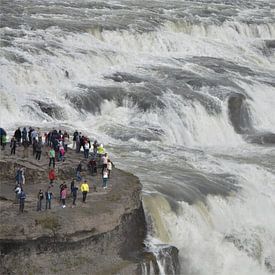 Am Rande des Gullfoss von Marvelli