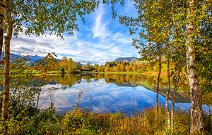 Fenêtre d'automne au lac Böndl