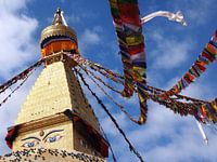 Kleurrijke gebedsvlaggen Bouddhanath Stupa