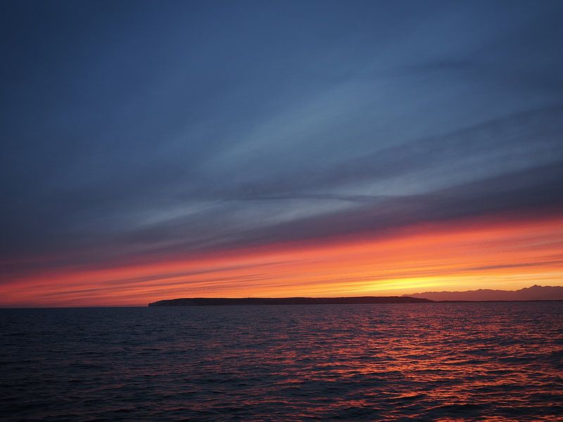 Ein roter Himmel in der Nacht, ist ein Seemannsvergnügen von Joep Dirkx