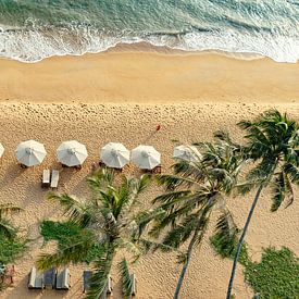 Plage dans le sud du Sri Lanka sur Rijk van de Kaa