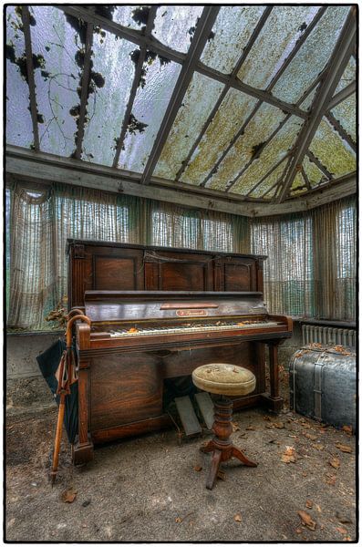 Oude piano von Kurt Dendooven