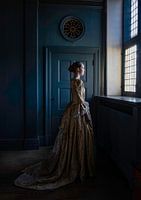 Lady in yellow