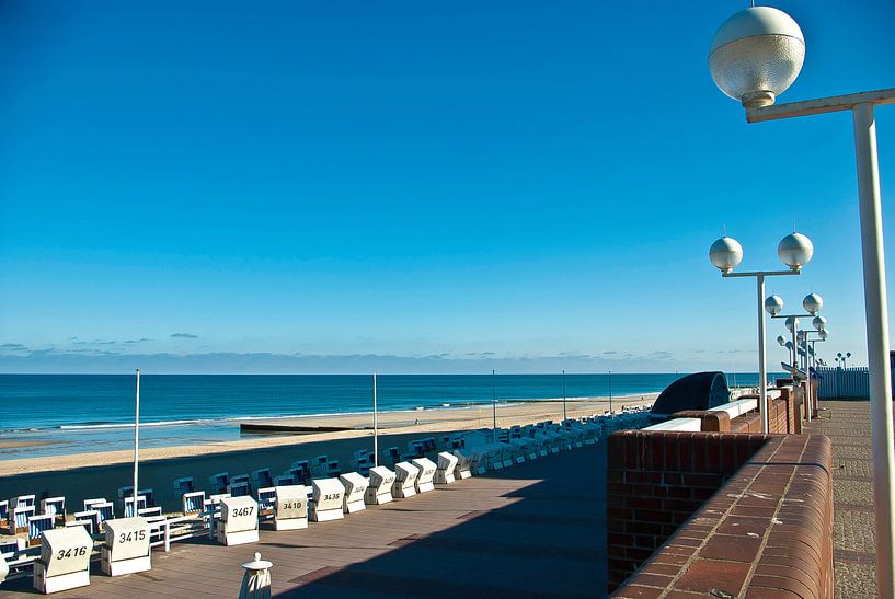 Sylt: Westerland on the promenade (1) by Norbert Sülzner