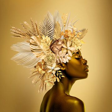 Bloemenportret Zwart & Goud op gouden achtergrond  - Vierkant-04