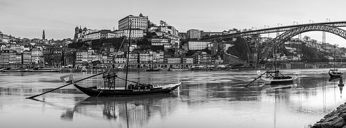 Black-and-white panorama in Porto, Portugal by Henk Meijer Photography