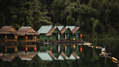 Drijvende huisjes in Khao Sok