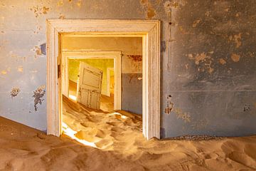 Kolmanskop - Stille reis door de tijd naar de spookstad van Namibië van Fototante