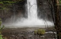 lone creek falls waterfall near Sabie van ChrisWillemsen thumbnail