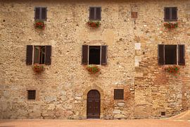 Volterra by Annie Keizer