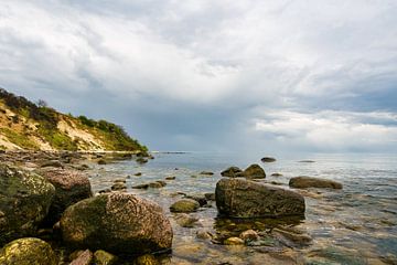 Baltic Sea coast on the island Ruegen van Rico Ködder