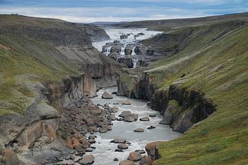 Dynkur, IJsland van Thorelfa Landscapes of Iceland