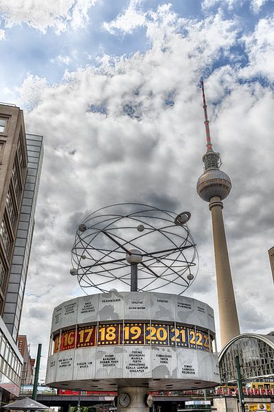 Weltzeituhr Berlin von Mark Bolijn