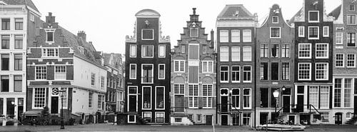 Amsterdam, Giebel an der Herengracht in schwarz-weiß