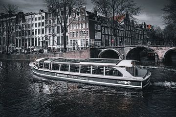 Amsterdam aux Pays-Bas n'est pas seulement noir et blanc