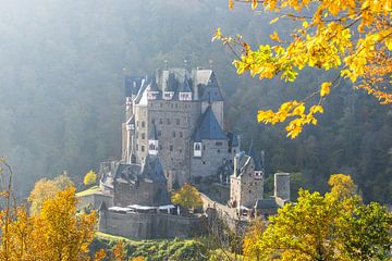 Château d'Eltz sur Walter G. Allgöwer