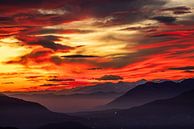 Zonsondergang vanaf Monte Brè - Ticino - Zwitserland van Felina Photography thumbnail