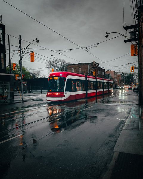 Toronto by Hello Pompoyo