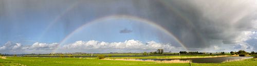 Regenboog boven de IJssel