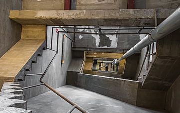 Urban foto trappenhuis oude silo. van Nico Boersma